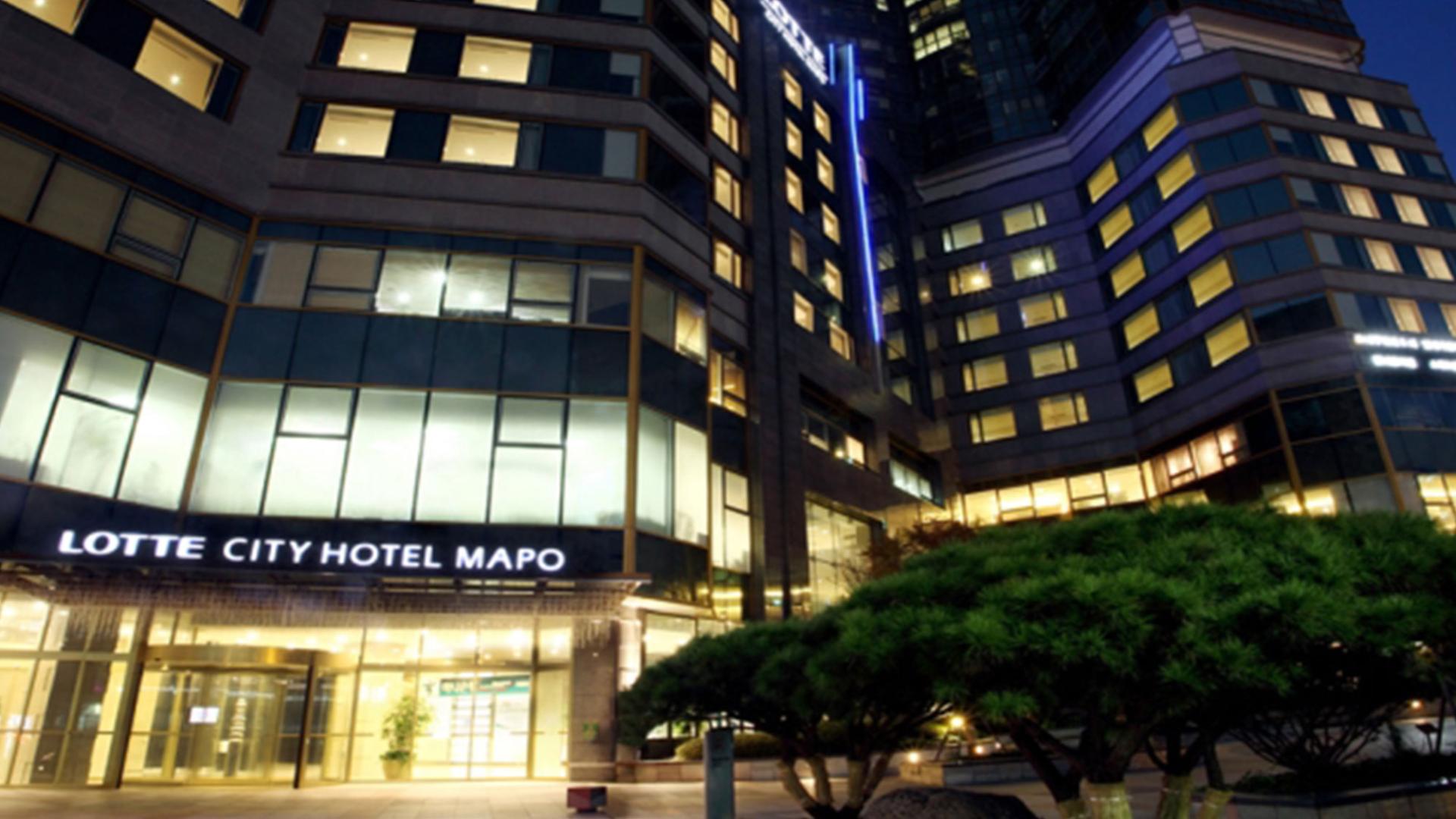 Lotte City Hotel Mapo Panoramic night photo