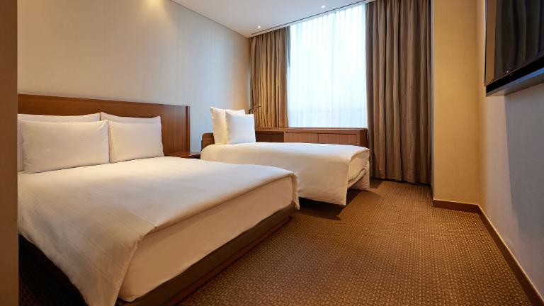 LOTTE City Hotel Myeongdong, Superior Accessible Double Room, Rooms
