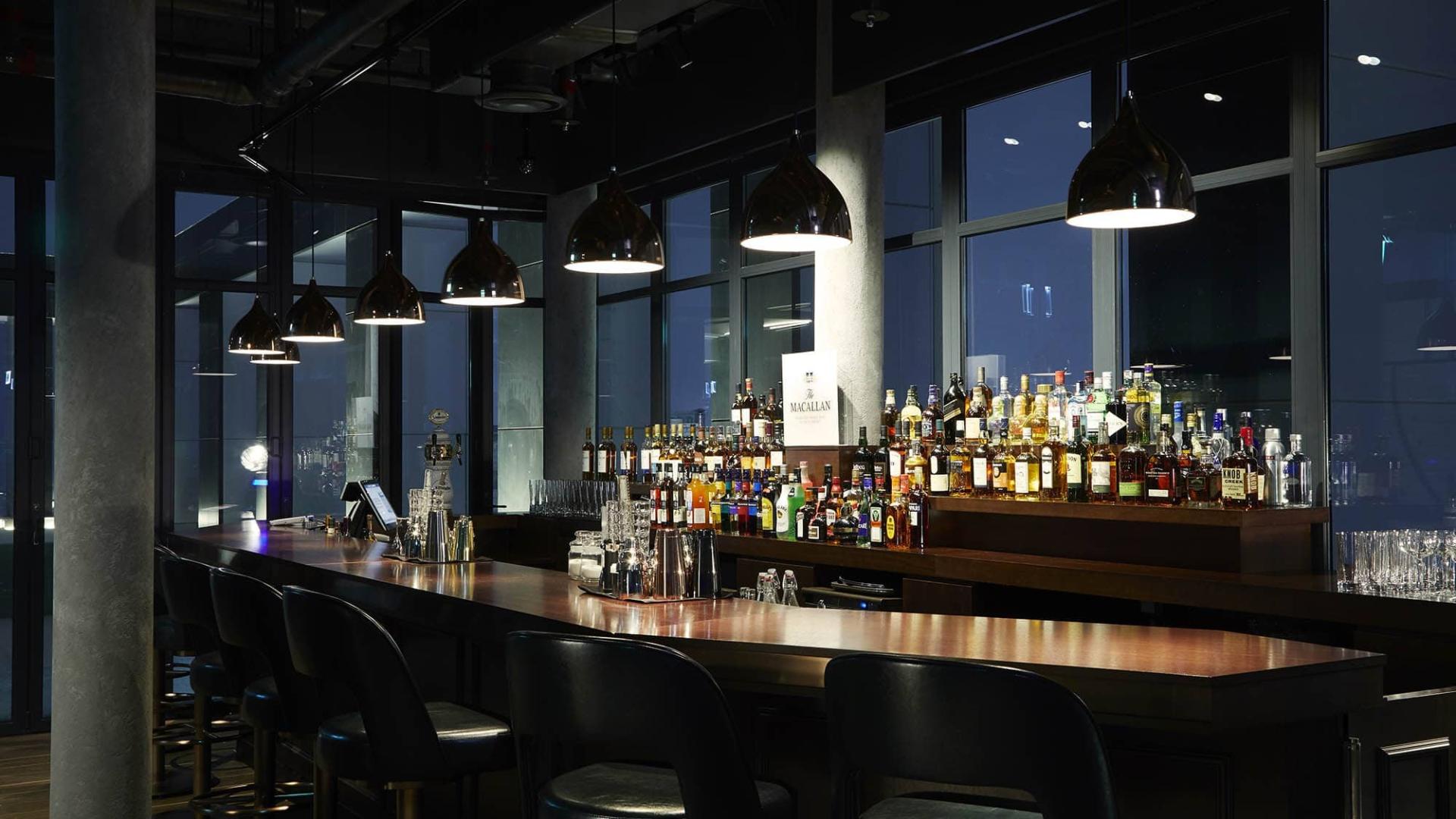 L7 Hongdae - Bars & Lounges - Luf Top Bar Floating