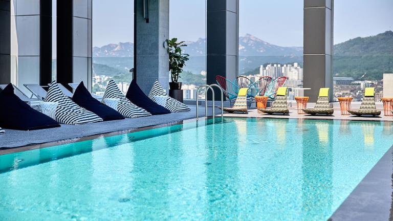 L7 Hongdae - fitness & pool - roof top pool