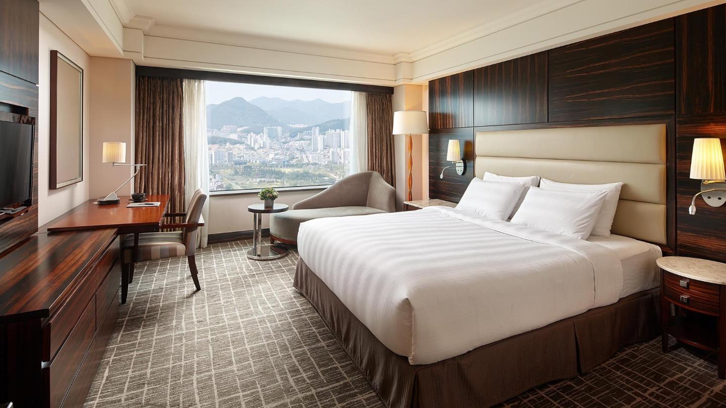 Lotte Hotel Busan-Rooms-Deluxe Room