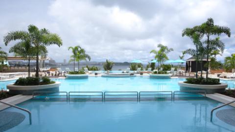 Lotte Hotel Guam Outdoor Swimming Pool