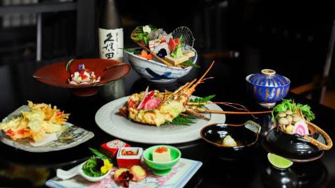 DISCOVER THE ESSENCE OF SPRING - Yoshino Restaurant Promotion