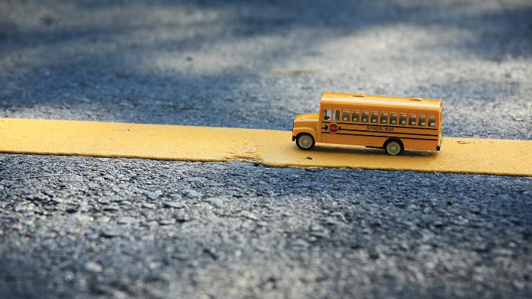 School bus, Yellow line